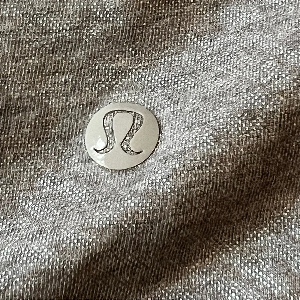 Lululemon Crossover vented Back Gray color block Women's Tank Top 4 - Picture 7 of 9